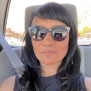 Meet your Posher, Lily